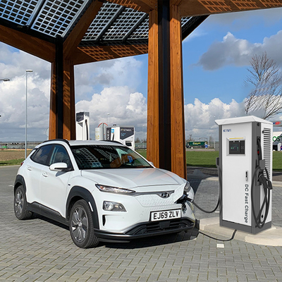 AC 0A-92A 입력 전류 범위 60KW DC 0-100A 출력 전류 CCS 자동차 충전기 벤츠 EQC